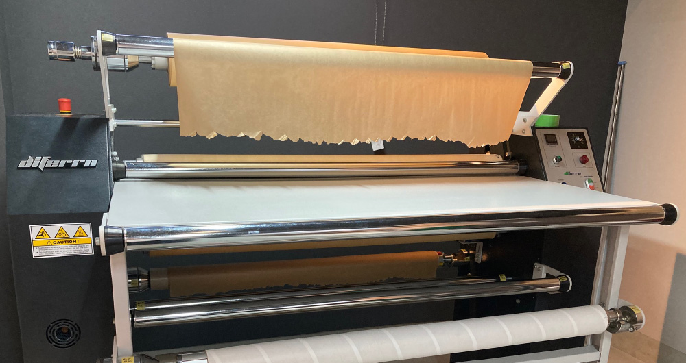 大阪府 T社様【コスプレ衣装関連】 | 導入報告