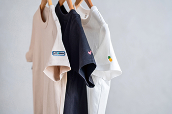 Tシャツ