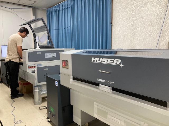 機械導入の様子