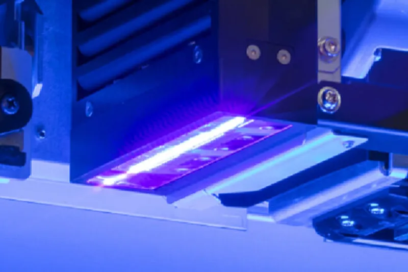 調整可能なUV-LEDランプ